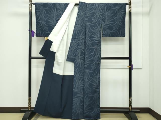 平和屋本店■極上 本場結城紬 重要無形文化財 100亀甲 奥順 草花文 藍鉄色地 証紙付き 逸品 CZAA1628s5 - 平和屋