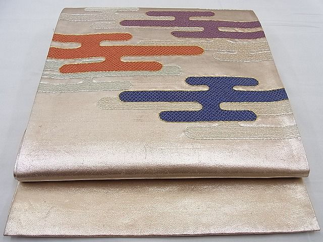 平和屋着物■袋帯 総刺繍 駒刺繍 エ霞文様 金銀糸 額縁仕立て 逸品 n-ow0240