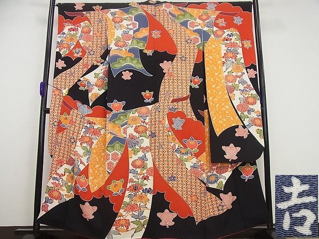 平和屋本店●極上 和染紅型 栗山紅型 栗山吉三郎 振袖 誰が袖草花文 鬼しぼ縮緬 逸品4s303
