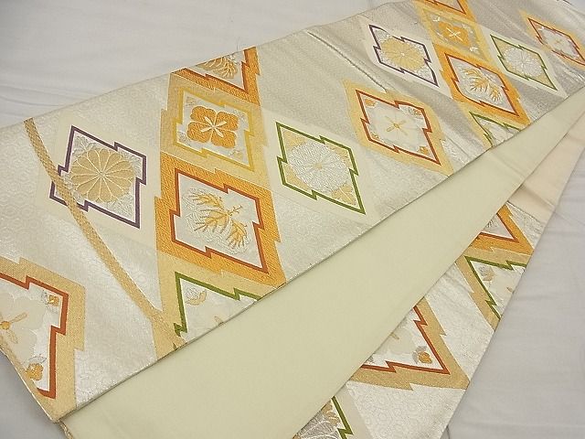 平和屋着物■六通柄袋帯 唐織 松皮菱花文 金銀糸 逸品 n-ea1838