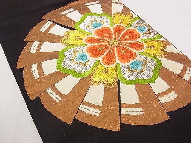 平和屋着物◎六通柄袋帯 唐織 檜扇花文 黒地 金銀糸 逸品 未使用 DAAE0197yyy