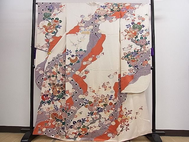 ＊振袖セット＊　豪華振袖　檜扇花文　やまと誂製 豪華振袖、逸品、駒刺繍、檜扇吉祥花文、暈し染め、金彩、やまと
