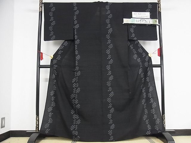 平和屋本店▽極上 結城紬 奥順 はたおり娘 結城ちぢみ 単衣 鱗間道 証紙付き 正絹 逸品 未使用 KAAA1112kk4