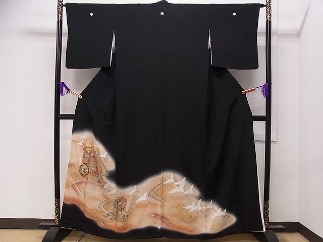 平和屋着物■豪華黒留袖 駒刺繍 御所車飛鶴花文 暈し染め 金彩 逸品 CAAF0707dy