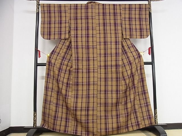 平和屋本店●極上 浦野理一 経節紬 アンサンブル 格子 着丈163cm 裄丈67.5cm 正絹 逸品 4kk0007