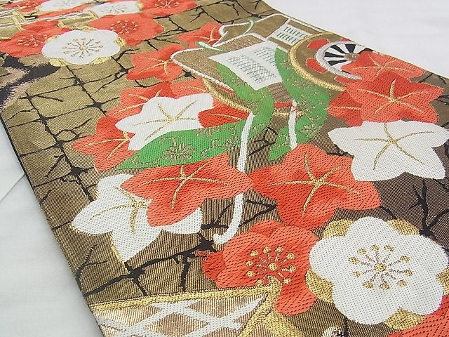 平和屋着物◎六通柄袋帯 唐織 御所車梅楓文 黒地 金銀糸 逸品 BAAJ0636if