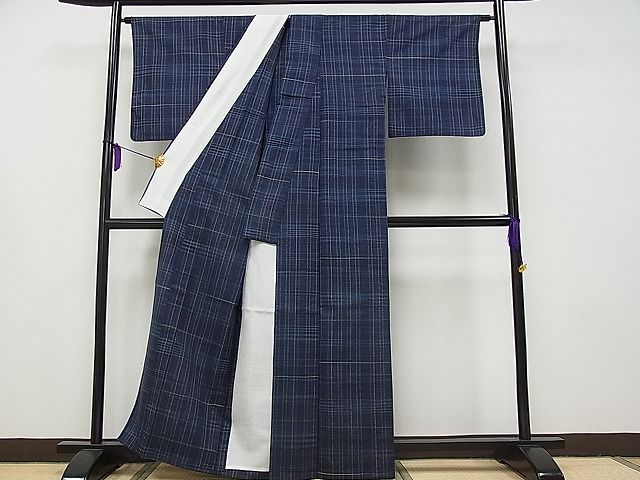平和屋本店▽極上 日本橋人形町 創業70年 錦や 郡上紬 草木染 単衣 格子柄 たとう紙付き 逸品 CYAA0246s4