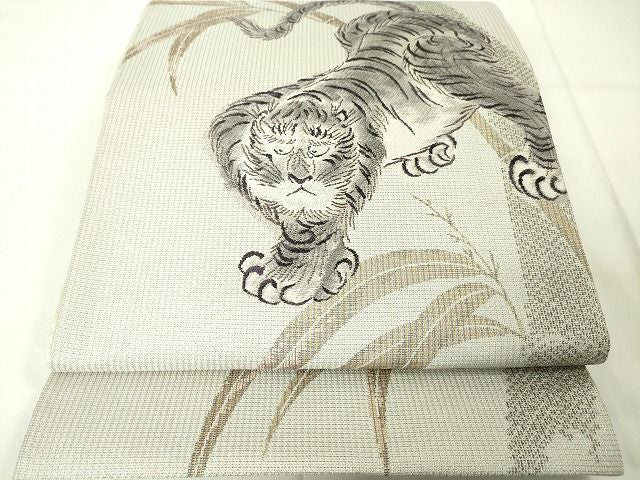 アンティーク名古屋帯】黄土色 金糸 豪華な花の刺繍 流水 お太鼓