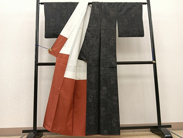 平和屋着物■本場大島紬 破れ色紙捻じ梅文 正絹 逸品 BAAQ5409yc