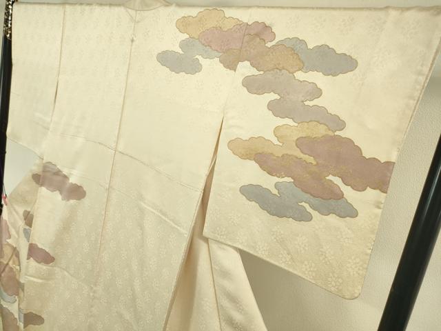 平和屋本店■極上 皇室献上作家 藤井寛 訪問着 駒刺繍 雲重ね 薄卵色地 金彩 三越扱い 逸品 DZAA4992kh5