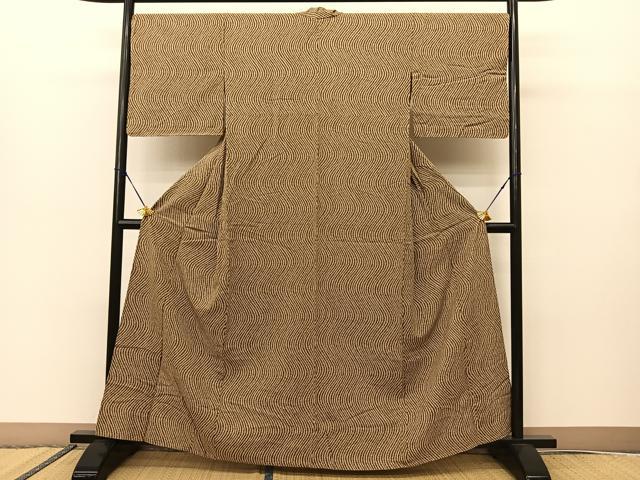 平和屋着物▽上質な紬 単衣 石畳よろけ文 正絹 逸品 BAAS8040yc