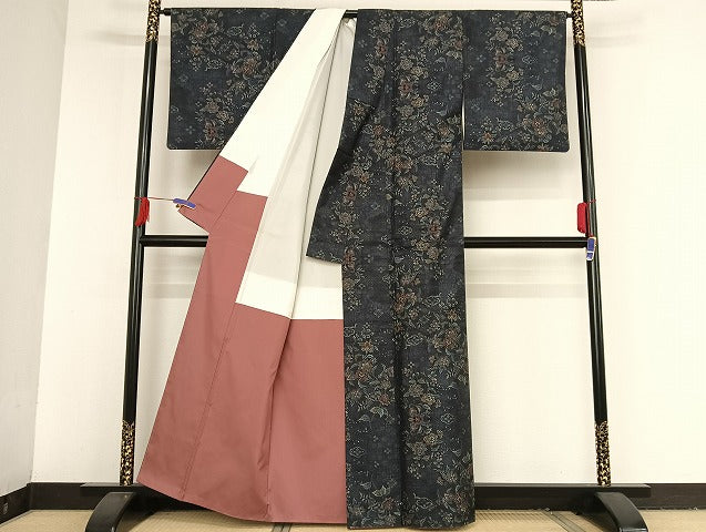 平和屋着物●都喜ヱ門 本場大島紬 泥染 彩華の魅惑 藤絹織物謹製 証紙付き 正絹 逸品 AAAT9446np