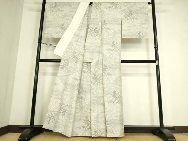 平和屋着物▽本場大島紬 白大島 単衣 雲取り枝葉文 120亀甲 正絹 逸品 DAAS0263az