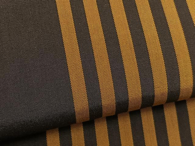 平和屋着物●本場黄八丈 黒八丈 平織 縞 黒地 正絹 逸品 BAAT3185hv