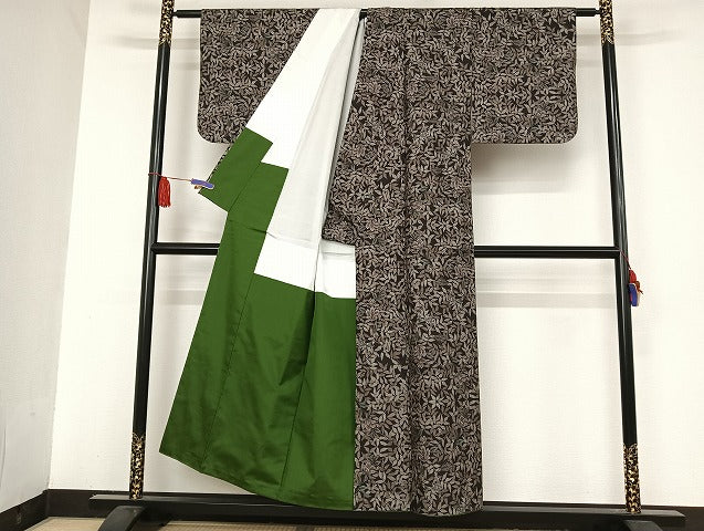 平和屋着物●本場大島紬 9マルキ 枝花文 正絹 逸品 AAAU4319np