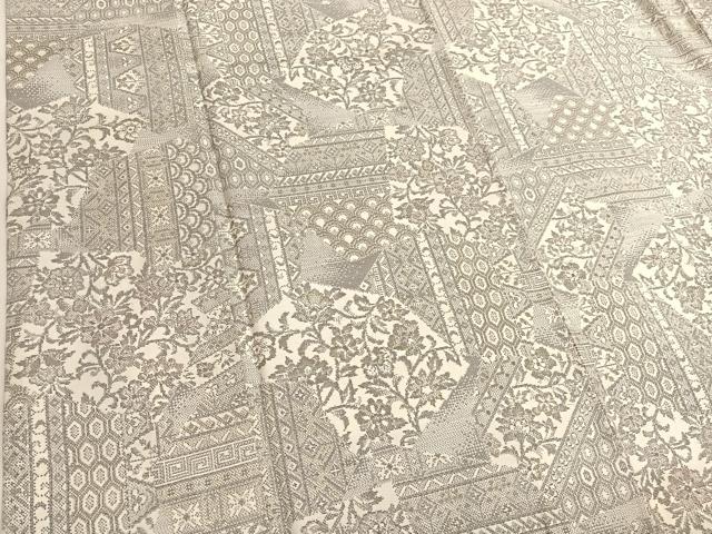 平和屋着物●本場大島紬 白大島 9マルキ 切嵌花文 正絹 逸品 BAAT6674hv