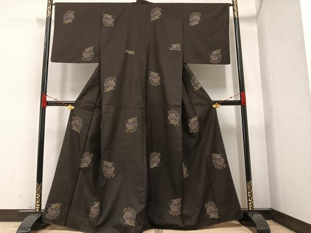平和屋着物●本場大島紬 カタス9マルキ 地空き 雪輪草花文 やまと誂製 正絹 逸品 未使用 AAAZ1797ph