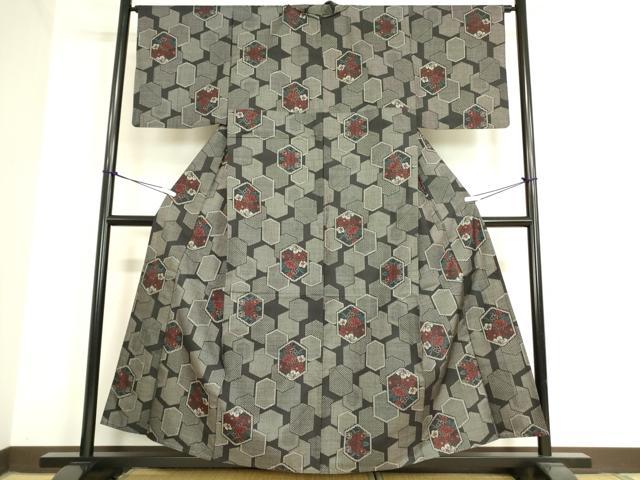 平和屋着物▽本場大島紬 単衣 7マルキ 亀甲花文 正絹 逸品 DAAV5425az
