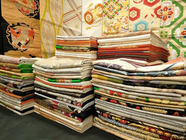 平和屋本店■袋帯 西陣 まとめて100点 鳳凰 向かい鶴 孔雀 蝶 辻が花 花柄 宝相華 楽器 宮田織物 駒刺繍 未使用品あり 全て正絹 se3677