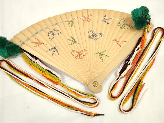 平和屋本店■和装小物 檜扇 十ニ単用 扇子 手描 松竹梅 平安装束 六色飾り紐 糸花 25橋 箱付き 逸品 DZAA11503kh5