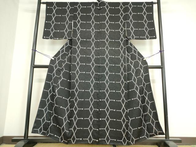 平和屋着物●上質な小紋 絞り 亀甲繋ぎ 黒地 正絹 逸品 DAAY9383az