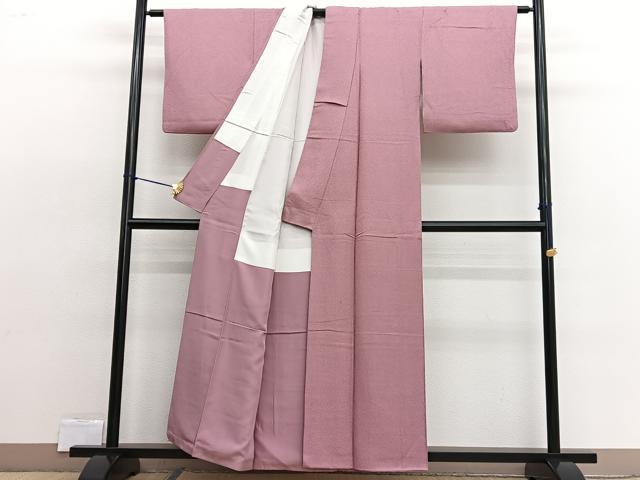 平和屋着物■上質な色無地 紋意匠 珊瑚色 正絹 逸品 BAAW4096hv