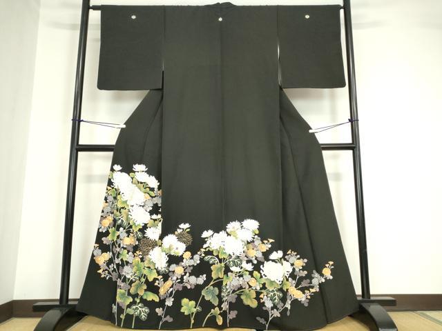 平和屋着物●豪華黒留袖 駒刺繍 菊尽くし 金彩 正絹 逸品 DABG0022az
