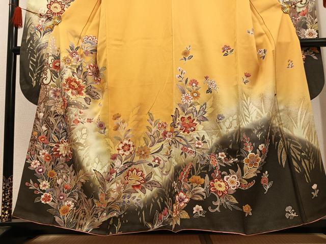 平和屋着物●豪華振袖 駒刺繍 更紗草花文 暈し染め 金彩 正絹 逸品 AABF6101ph