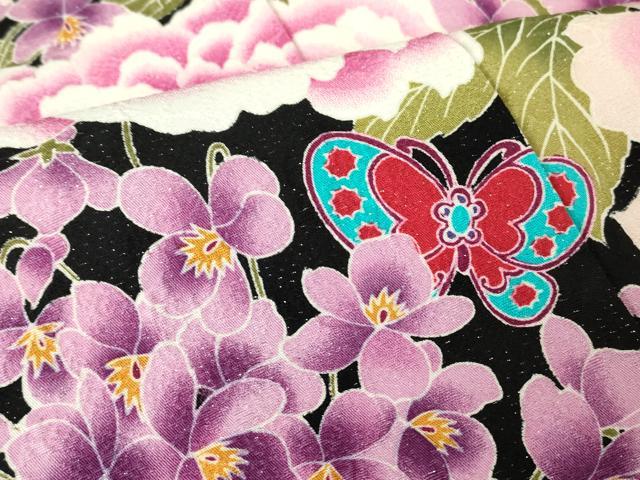 平和屋着物●豪華振袖 作家物 ハート 舞蝶花文 黒地 銀通し地 正絹 逸品 DABC3243az