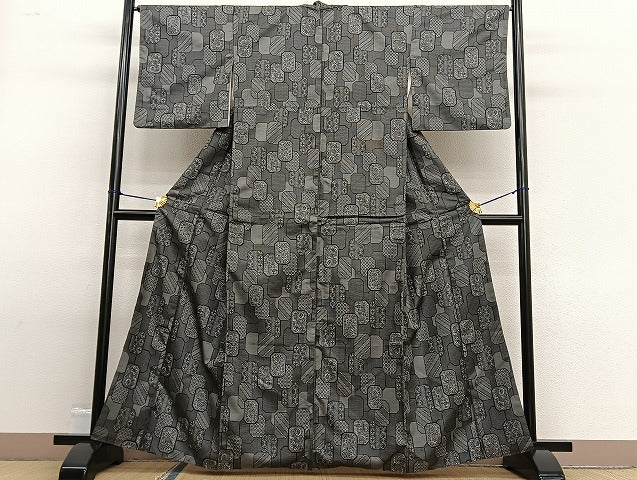 平和屋着物■上質な紬 有職花文 黒地 正絹 逸品 BAAW4821hv