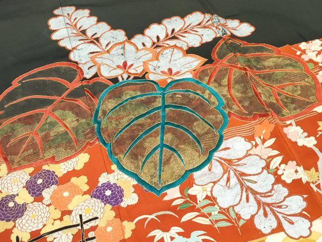 平和屋本店●極上 アンティーク 大正ロマン 振袖 お引きずり・お引き摺り 駒刺繍 相良刺繍 桐 横段青海波草花文 黒 金銀彩 逸品 CZAA5434s6