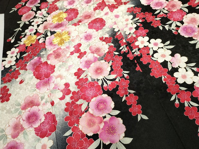 平和屋着物●豪華振袖 駒刺繍 枝垂れ花文 暈し染め 黒地 金彩 正絹 逸品 AABG7959cs