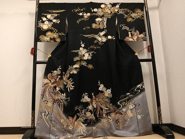 平和屋着物●訪問着 駒刺繍 松竹梅鳳凰文 暈し染め 黒地 金彩 正絹 逸品 AABG9020ph