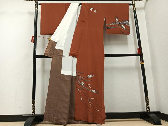 平和屋着物●染色の魔術師 染乃座・大久保玄才 そめのざ玄才 訪問着 草花文 雀茶色 金彩 正絹 逸品 AABH2060ph