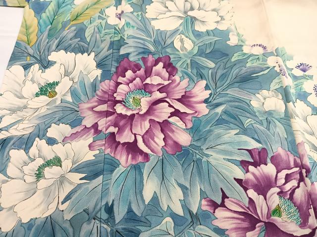 平和屋着物●豪華振袖 作家物 手描き 草花文 暈し染め ロング丈 正絹 逸品 AABH3867ph