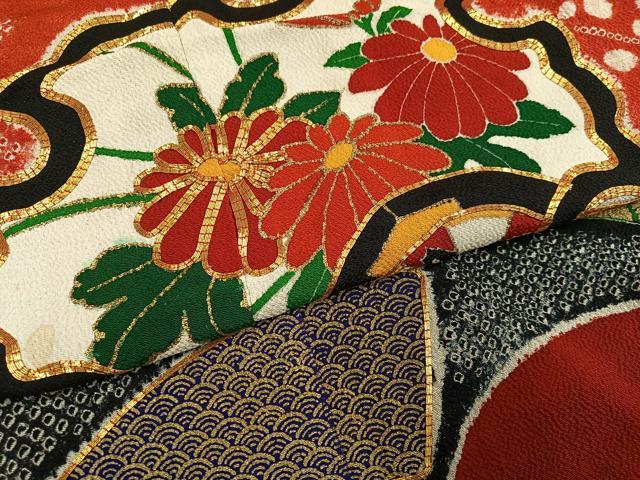 平和屋着物●豪華振袖 駒刺繍 絞り 地紙雪輪草花吉祥群れ鶴文 黒地 金彩 鬼しぼ縮緬 ロング丈 正絹 逸品 AABH3857ph