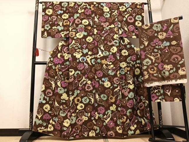 平和屋着物●上質な小紋　手描き　草花文　残布付140cm　正絹　逸品　AABH4092ph 平和屋着物○上質な小紋 手描き 草花文 残布付140cm 正絹 逸品