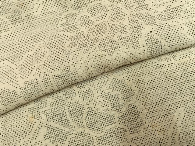 平和屋着物●本場結城紬 重要無形文化財 100亀甲 草花文 正絹 逸品 AABH0913fy