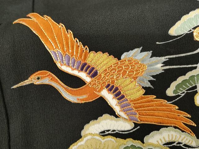 平和屋着物●創業460年・千總 黒留袖 駒刺繍 飛鶴吉祥梅松文 金彩 正絹 逸品 AABH3749cs