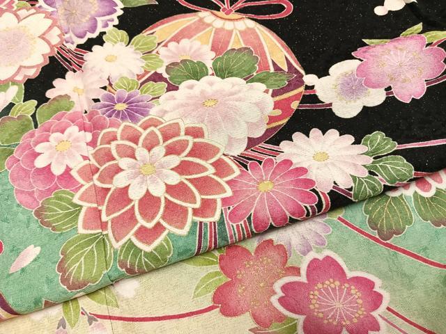 平和屋着物●豪華振袖 草花毬文 暈し染め 黒地 金彩 金通し地 正絹 逸品 AABH4946fy