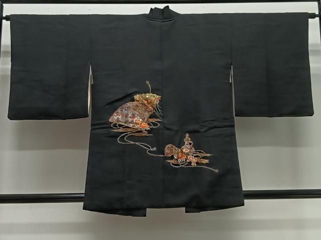 平和屋着物#羽織 総刺繍 駒刺繍 檜扇文 黒地 金銀糸 正絹 逸品 CABE5074ua