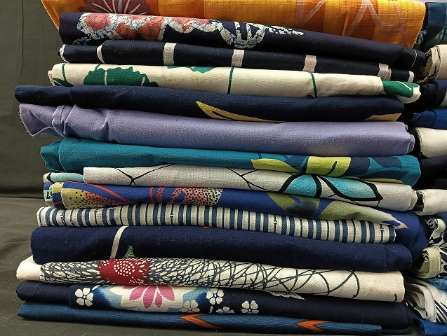 平和屋着物■浴衣 まとめて 45点 蝶 乱菊 花柄 七宝 型染め 金彩 など 着用可能多数 未使用品あり mmm131