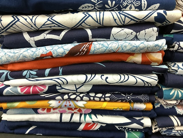 平和屋着物■浴衣 まとめて 45点 蝶 花柄 型染め など 着用可能多数 未使用品あり mmm147