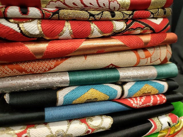 平和屋本店■子供帯 まとめて 35点 向かい鶴 折り鶴 蝶 花柄 七宝 毬 鈴 アンティーク 金銀糸 など 着用可能多数 未使用品あり se028