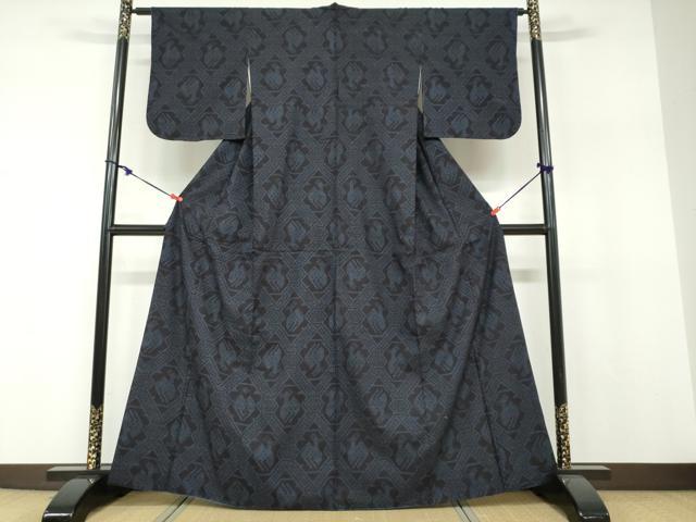 平和屋着物●本場結城紬 重要無形文化財 100亀甲 有栖川文様 正絹 逸品 DABF1250ud