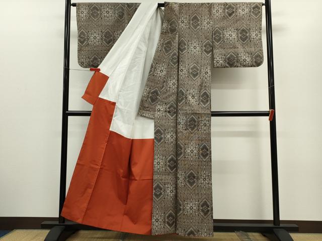 平和屋着物●本場大島紬 割り込み絣 亀甲花文 正絹 逸品 CABG2149ze