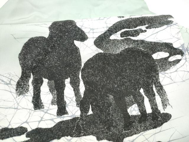 平和屋着物●塩瀬 九寸名古屋帯 作家物 ろうけつ染 動物シルエット 正絹 逸品 CABH4864hy
