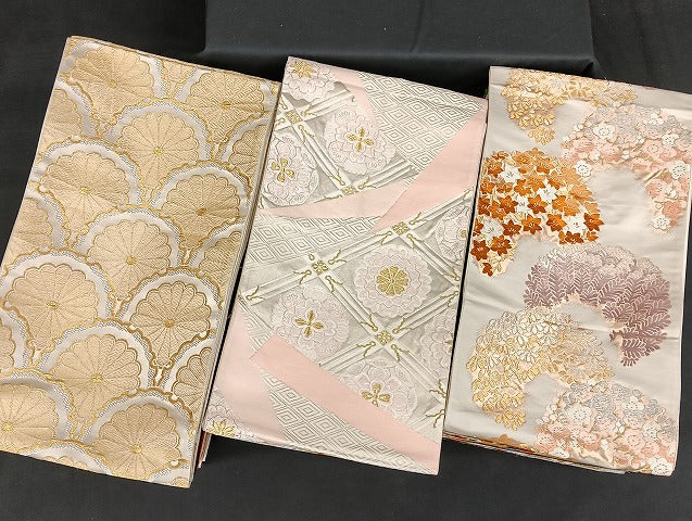 平和屋着物■袋帯 西陣 まとめて100点 向かい鶴 孔雀 向かい尾長鳥 蝶 更紗 花柄 正倉院 立波 佐賀錦 金銀糸 未使用品有 全て正絹 mmm1122