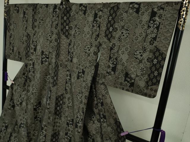 平和屋本店●極上 本場大島紬 十二マルキ 古代染色純泥染 切嵌 名物裂 情玄 田畑絹織物謹製 証紙付き 逸品 DZAB0365kh6