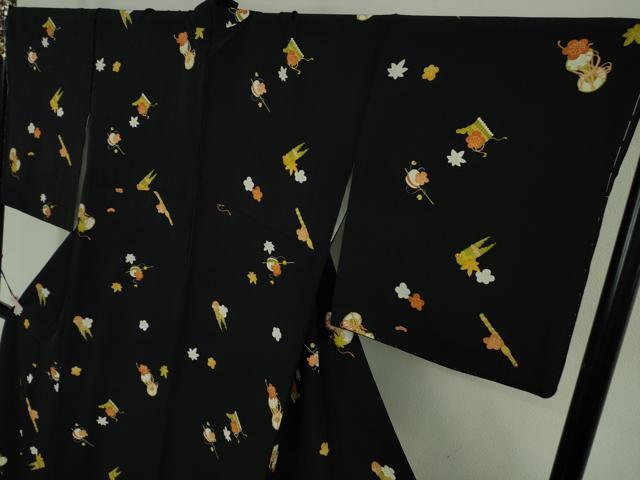 平和屋本店●極上 銀座 志ま亀 小紋 楽器 鼓 太鼓 笙 舞花 黒地 たとう紙付き 逸品 DZAB3727kh6